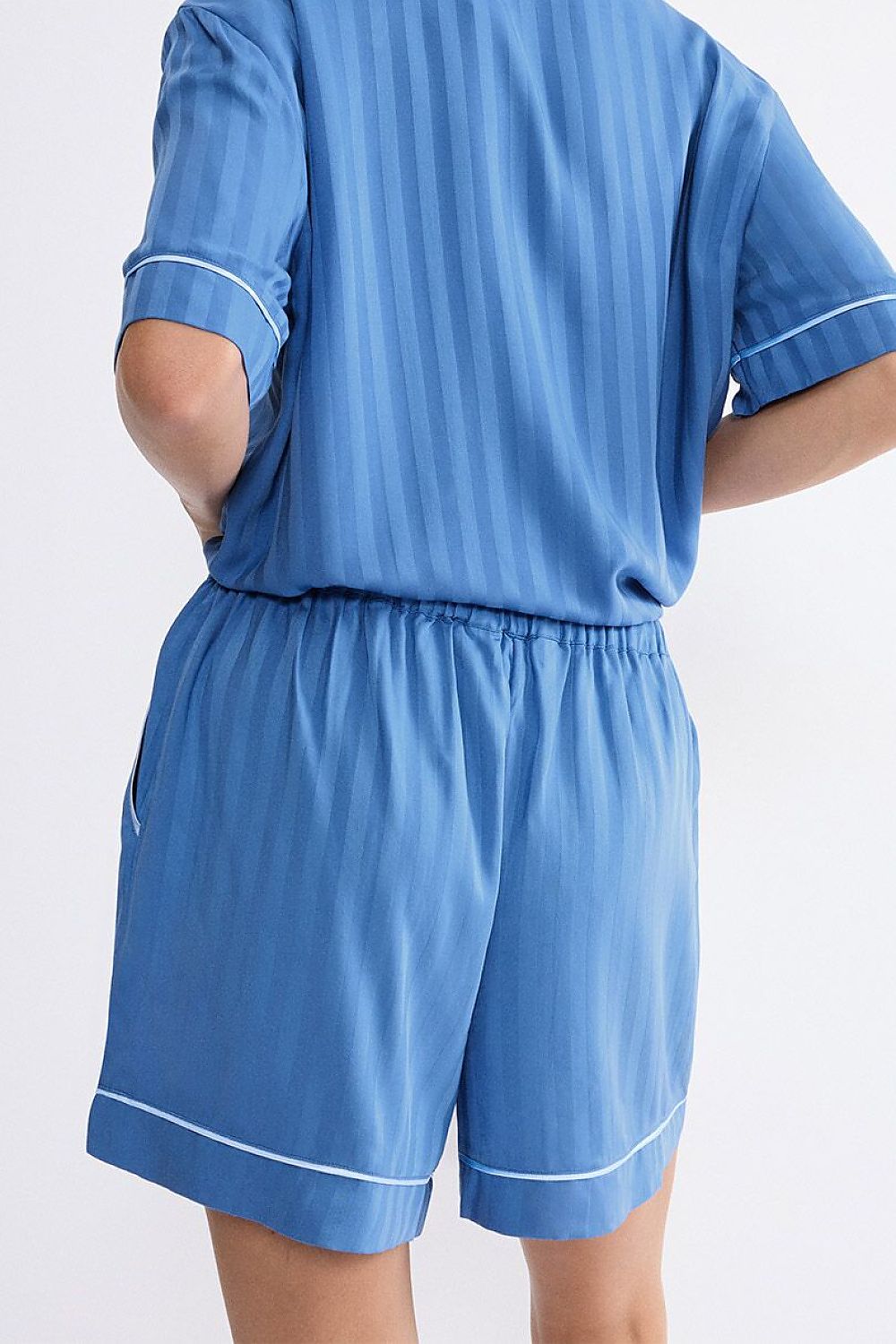  Pantaloncini model 229149 Triumph 